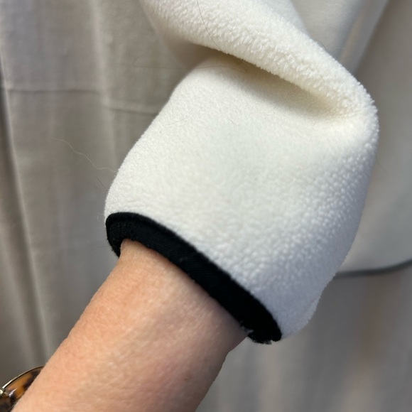 Vintage/ Ladies Club Fleece White Zip Up Jacket Sweater Top / size 1X/ like new - Picture 2 of 8